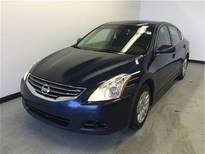 Pre owned 2011 nissan altima coupe #3